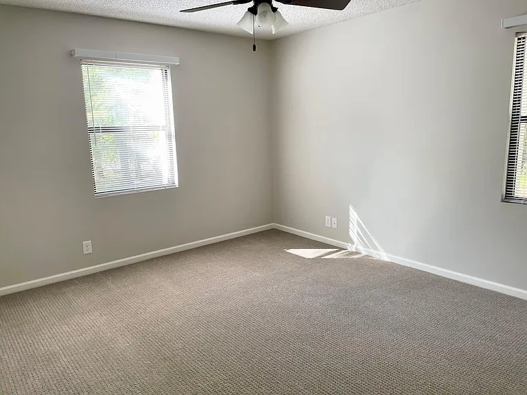 110 Heywood Rd — Photo 16