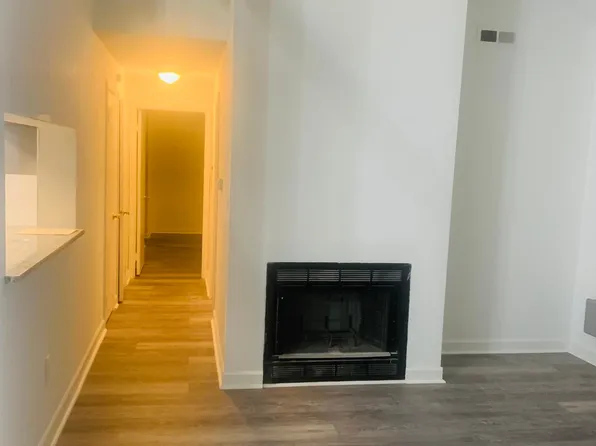 618 Ravens Crest Dr, Plainsboro, NJ 08536