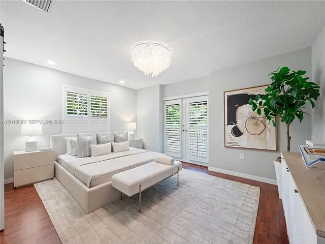 3274 Gifford Ln — Photo 6