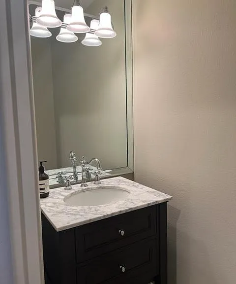 931 E Foxhill Dr — Photo 11