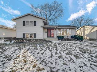 9220 Wildwood Dr, Highland, IN