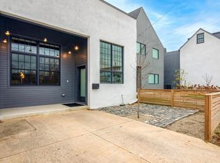 56 W Queen Ln, Philadelphia, PA 19144
