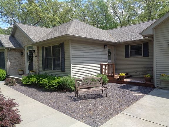 3rd image of 30272 W Lake Dr