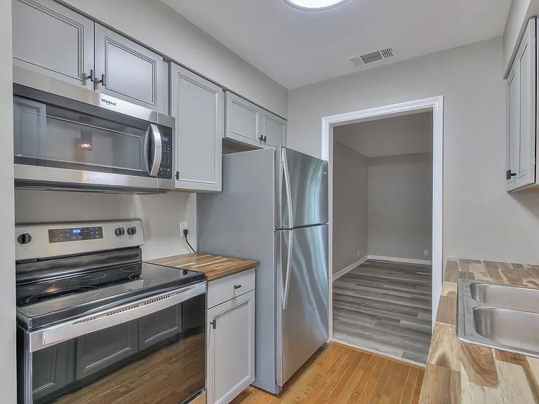 2344 Tally Green Ct — Photo 8