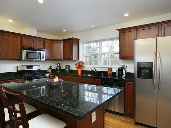 2nd image of 184 Washington St Unit 14
