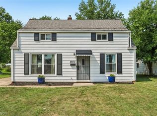29301 Edgewood Dr, Willowick, OH 44095