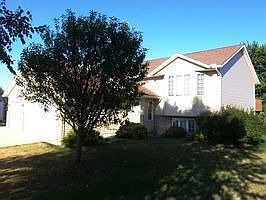 Home for Sale in Eagle Lake, Minnesota $214,500