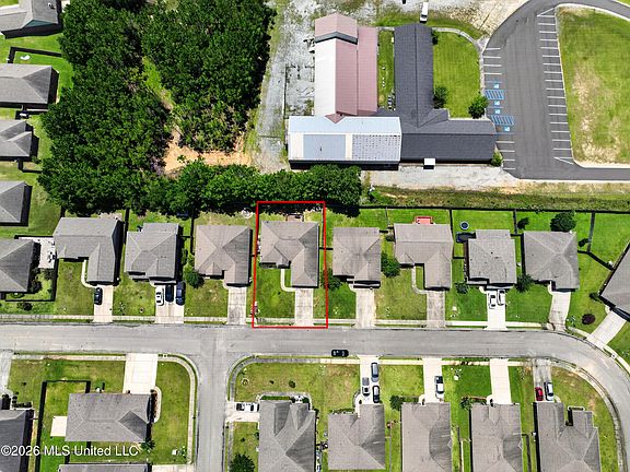 4th image of 14949 Calcutta Dr