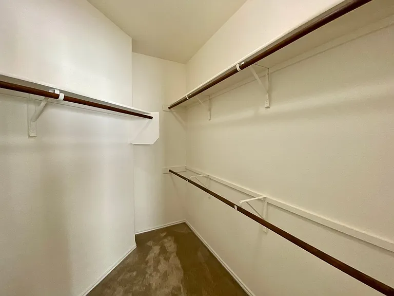 466 Eagle Brook Ln — Photo 15