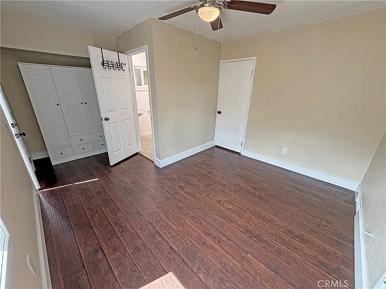 810 Pine St — Photo 15