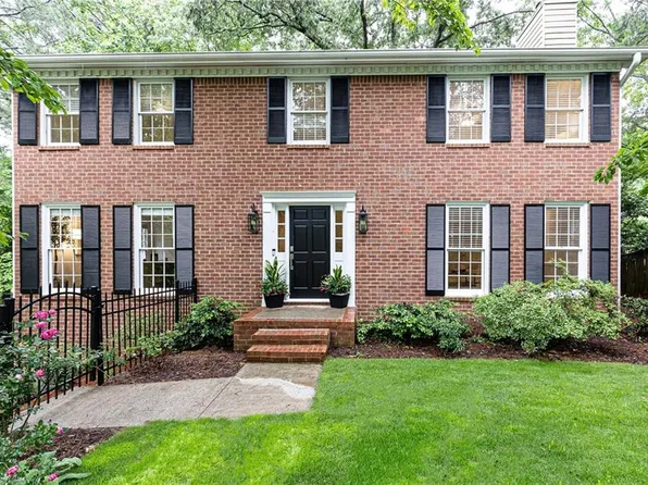 535 Silver Pine Trl, Roswell, GA 30076