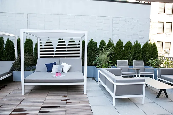 Rented by Greystar | media 43