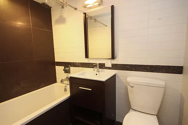 Rented by Nooklyn NYC LLC | media 24