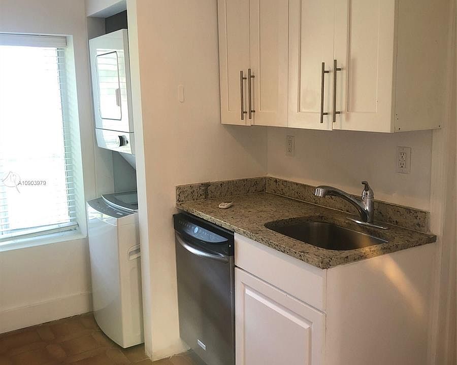 1st image of 8727 Carlyle Ave #0