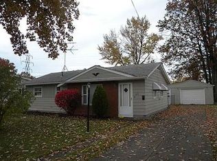 1971 E 37th St, Lorain, OH 44055