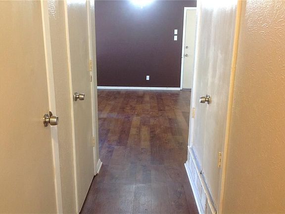 5th image of 511 Magnolia Ln