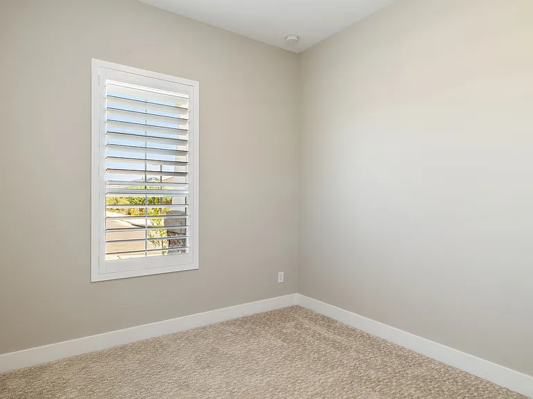 1725 E Questa Dr — Photo 35