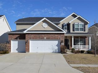 1425 Red Oak Plantation Dr, Ballwin, MO 63021