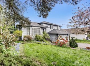 2220 SW 349th Pl, Federal Way, WA 98023