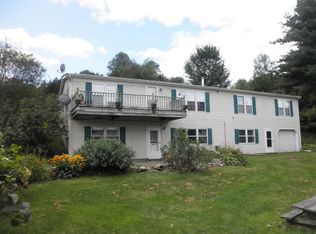 221 Fay Ln, Williston, VT 05495
