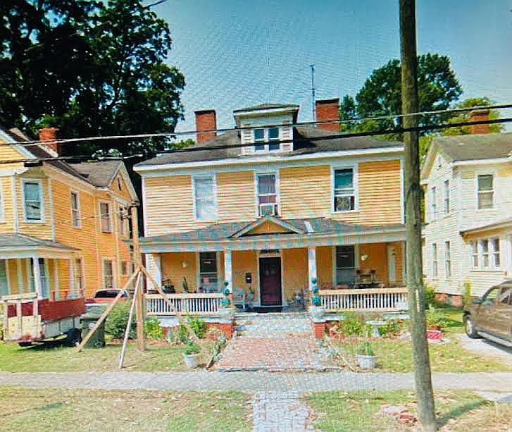 1st image of 209 N Virginia St