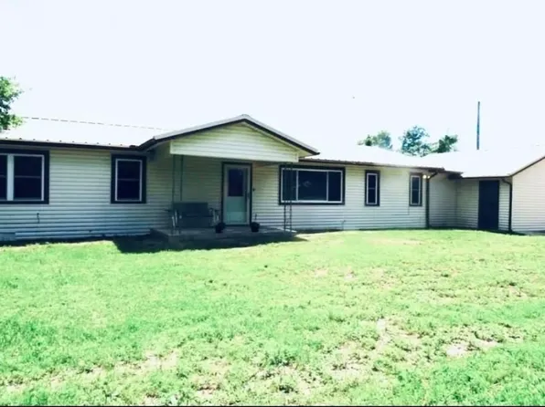 301 County Road 418, Comanche, TX 76442