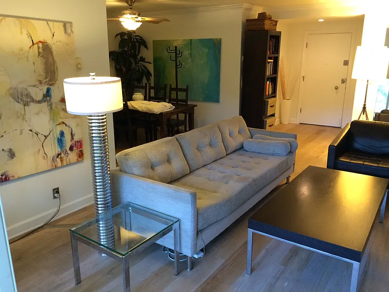 7560 Hollywood Blvd #301 — Photo 3