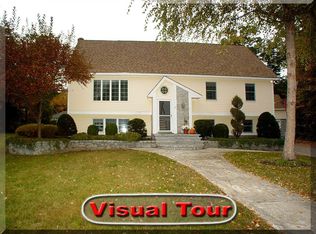 8 Cherokee Cir, Andover, MA 01810