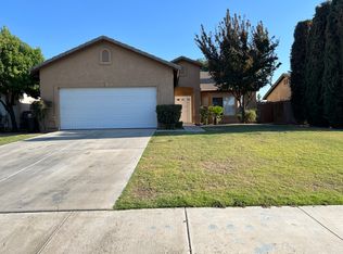 3715 Amherst Forest Rd, Bakersfield, CA 93313