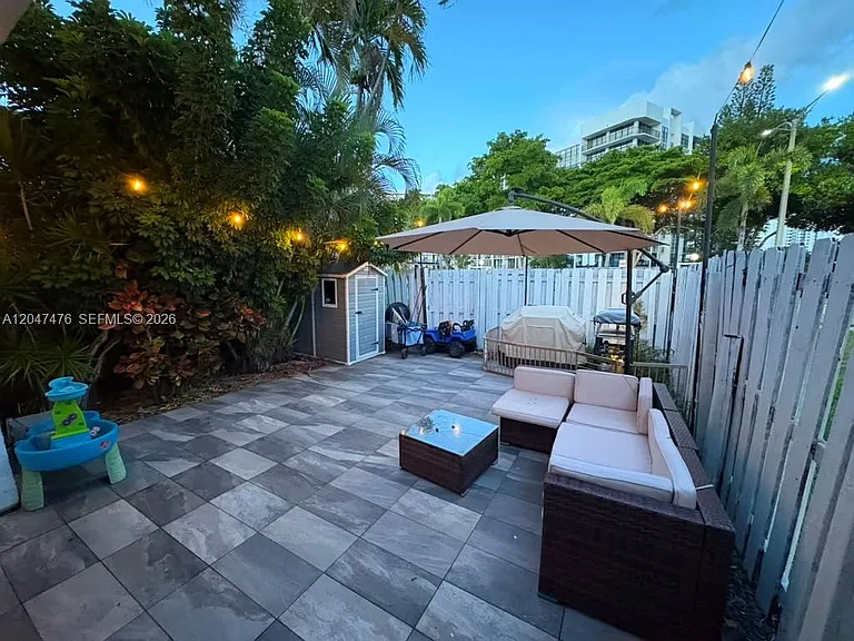 926 NE 27th Ave #926 — Photo 8