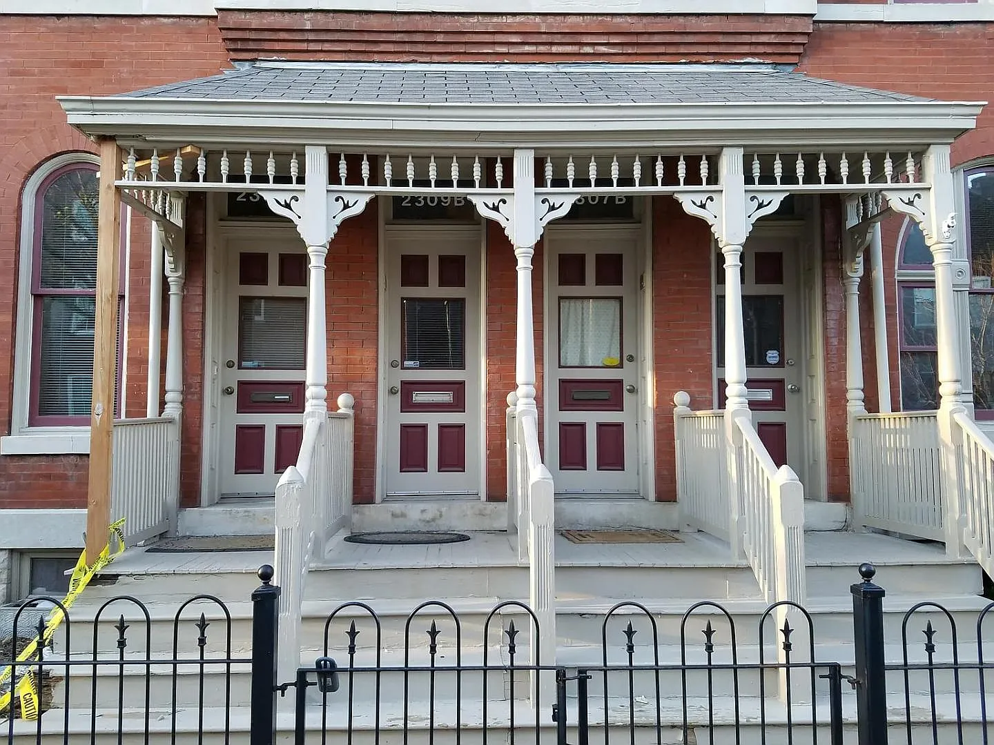 2309 Hickory St - Park Terrace 2309 B — Photo 1