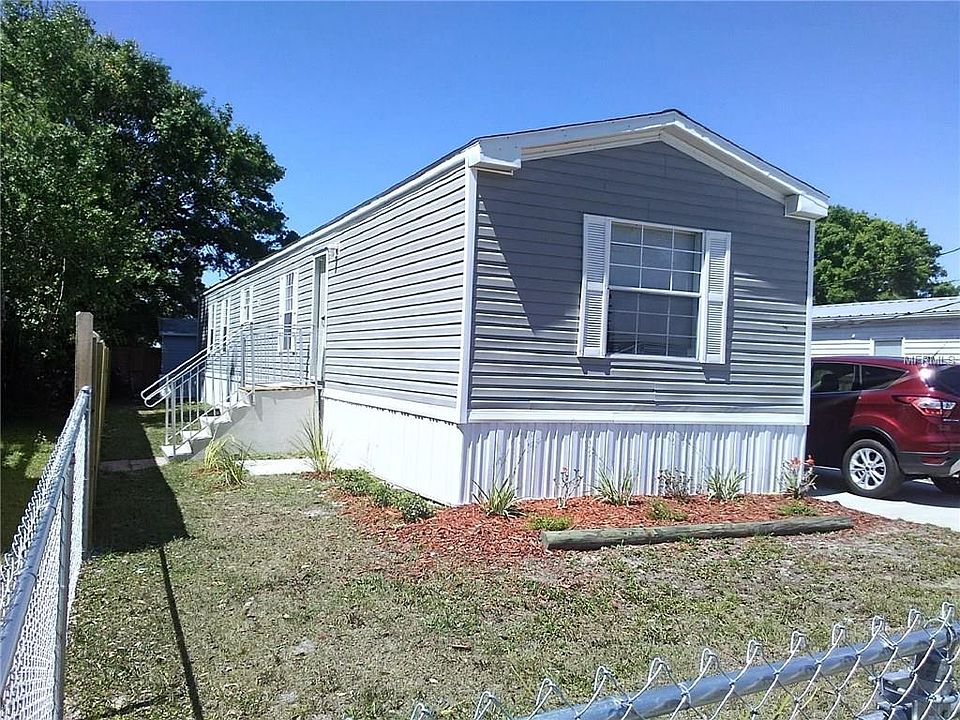 1st image of 1123 SE 9th Ave