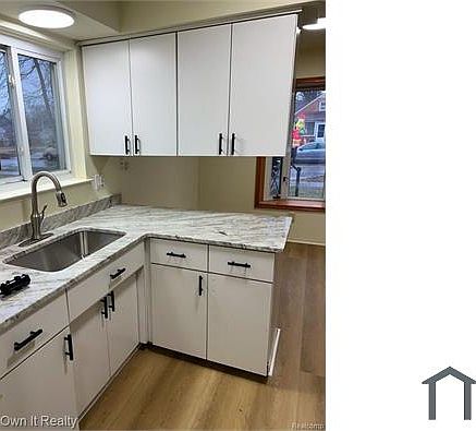 4th image of 3976 Weddell St
