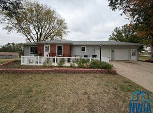 13 S Bow Dr, Cherokee, IA 51012