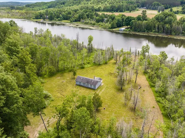 6263 E Jordan Rd, Ellsworth, MI 49729