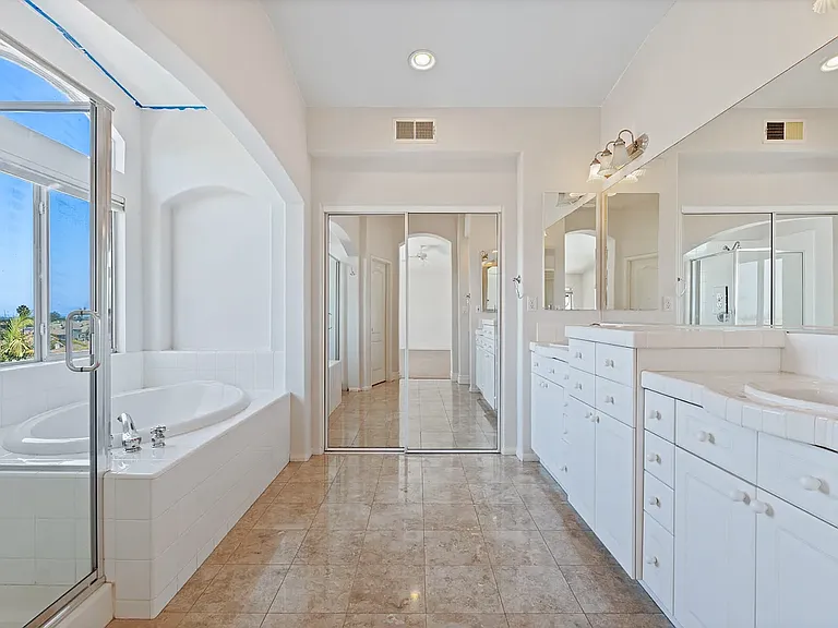 16375 Alipaz Ct — Photo 37