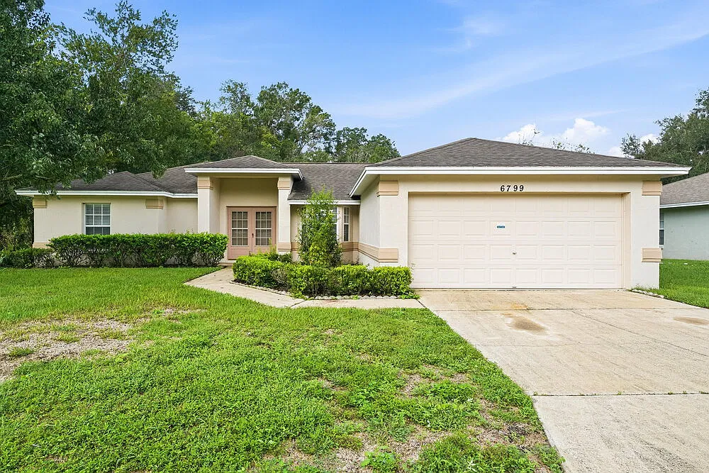 3 bed, 2.0 bath, 1525 sqft, $1,860 — Photo 1