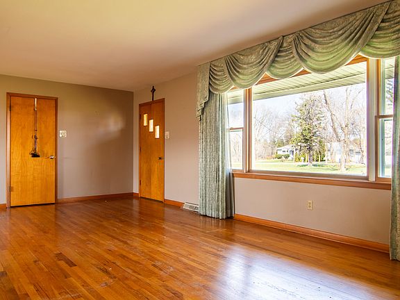 5th image of 11408 W 157th Ave