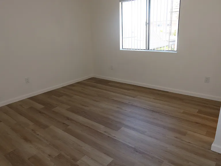 14151 Flower St — Photo 16