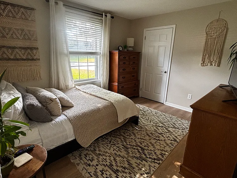 17 Augusta Ct #1 — Photo 13