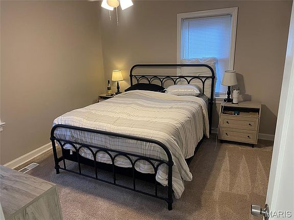 3rd image of 10464 San Carlos Ln