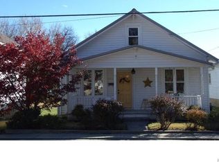 694 Market St, Ste Genevieve, MO 63670