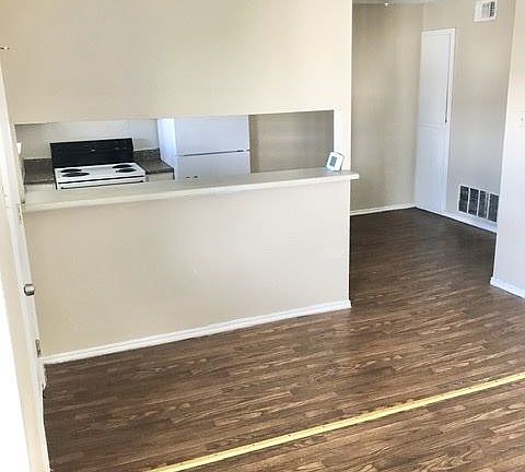2nd image of 1051 Gillette Blvd APT 304