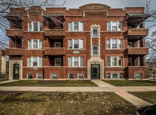 6748 S Blackstone, Chicago, IL 60637