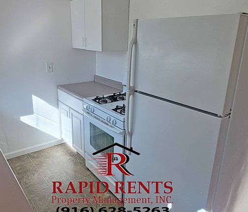 4th image of 1621 1/2 W St APT 4