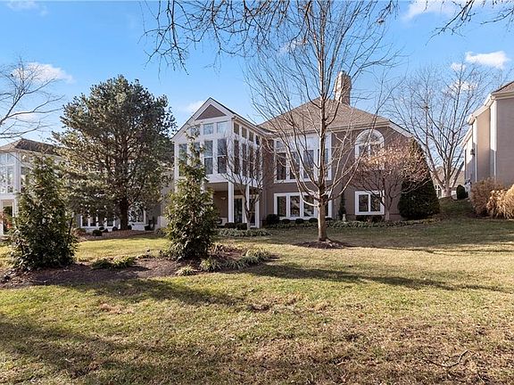 5th image of 13415 Summit Ct
