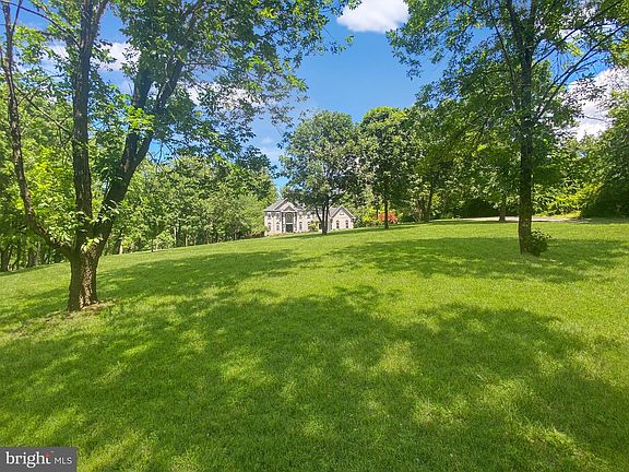 3rd image of 14600 Shelter Ln