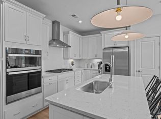 9 Merganser Ct, Greenville, SC 29607