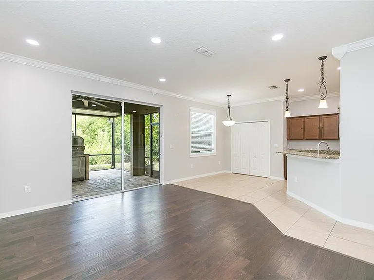 515 Vista Ridge Dr — Photo 18