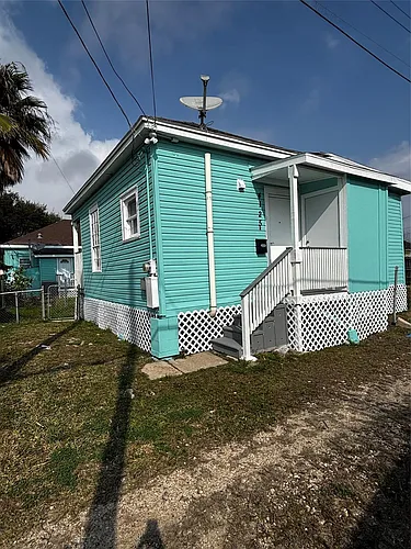 4125 Avenue M Photo 1